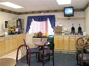 Magnuson Springs - Tulsa West Hotel 3*